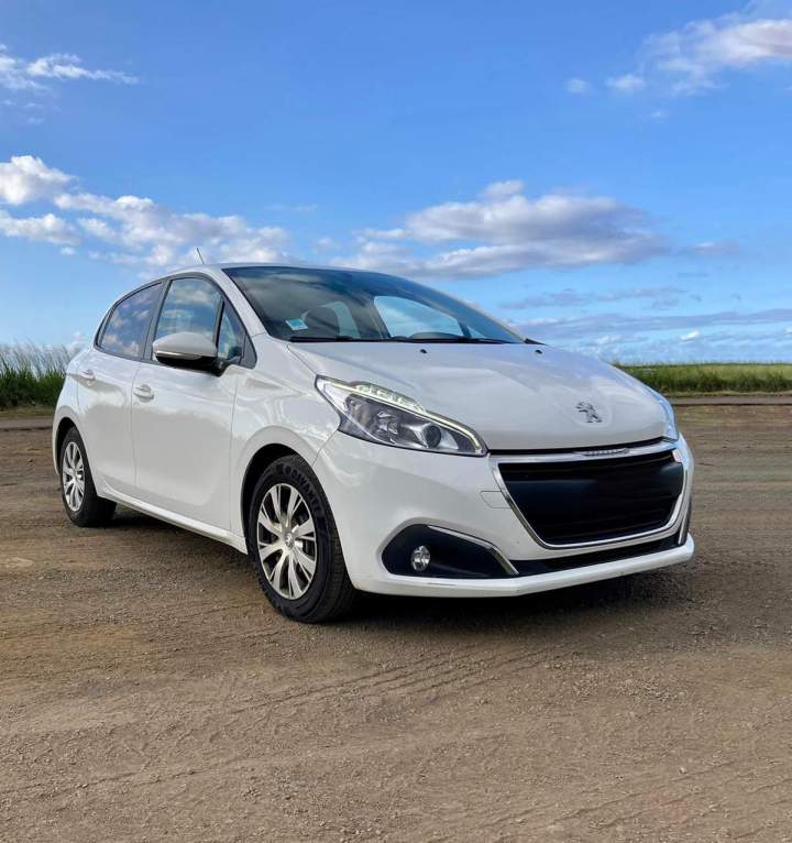 Voiture citadine à louer La Réunion