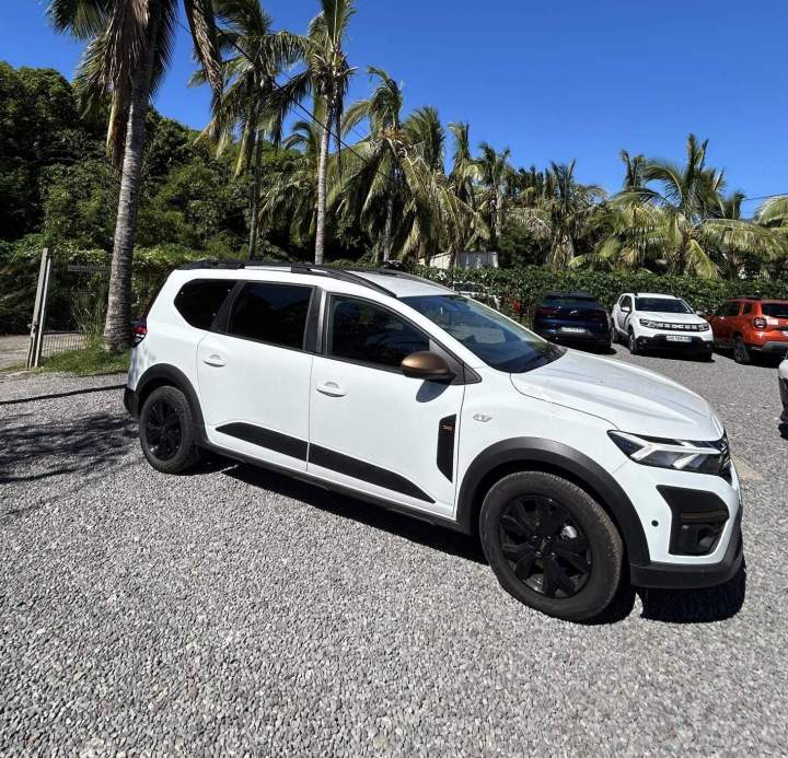 Location de voiture 7 places La Réunion